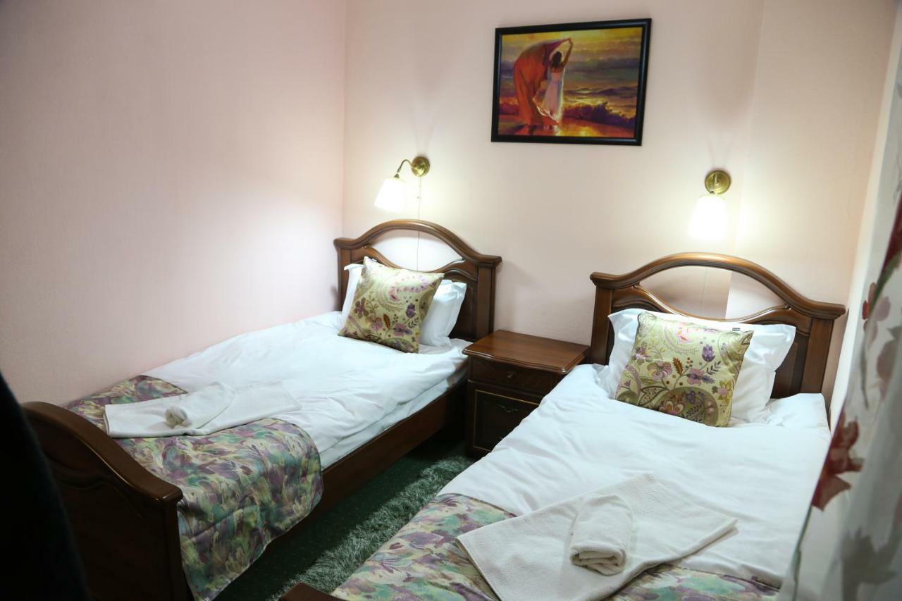 Luxury Brasov Leilighet Eksteriør bilde