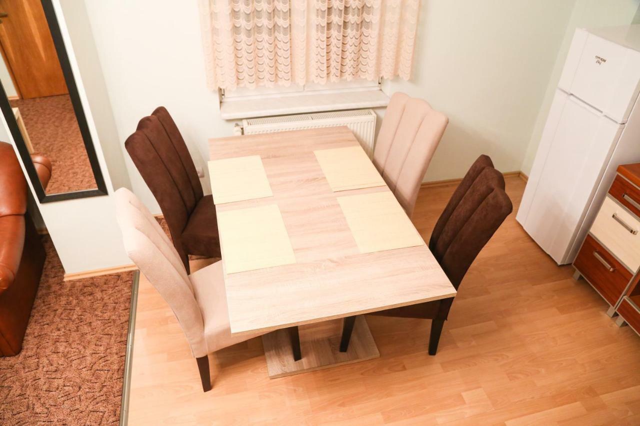 Luxury Brasov Leilighet Eksteriør bilde