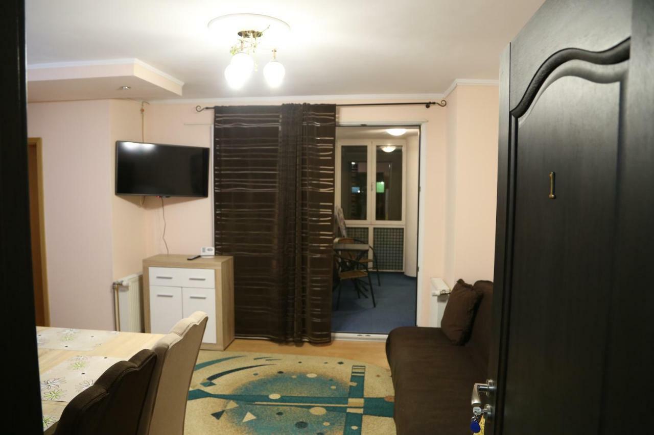 Luxury Brasov Leilighet Eksteriør bilde