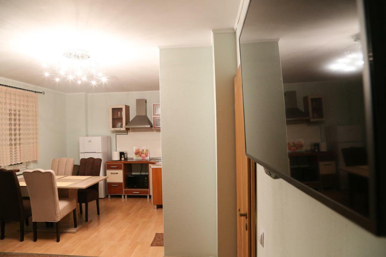 Luxury Brasov Leilighet Eksteriør bilde