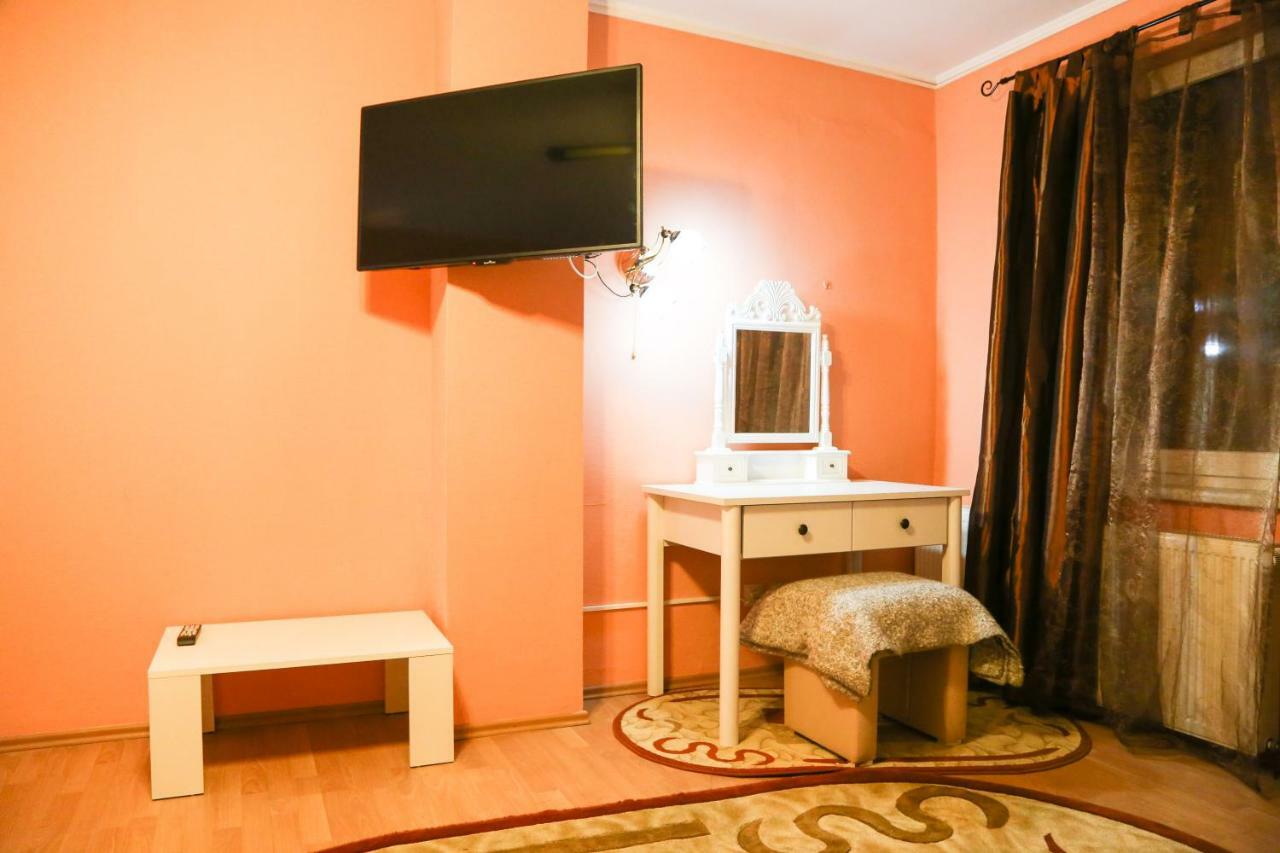 Luxury Brasov Leilighet Eksteriør bilde