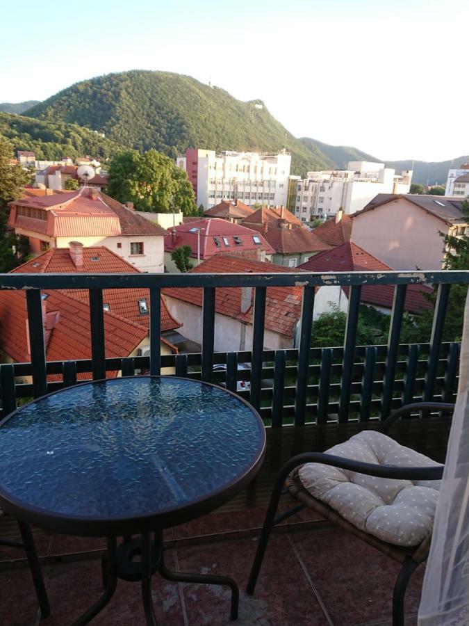 Luxury Brasov Leilighet Eksteriør bilde